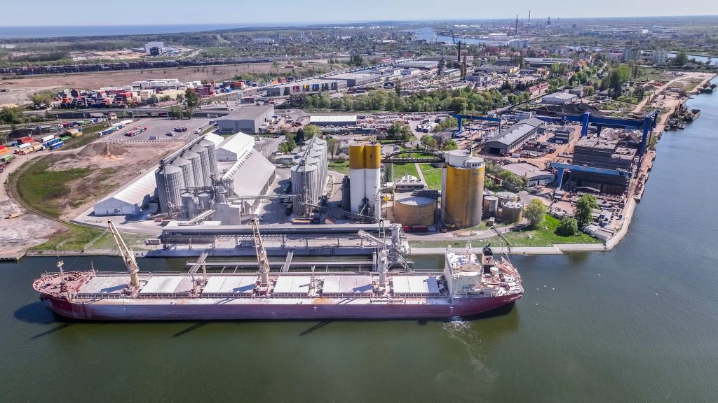 Port of Gdańsk prepared for increased traffic involving grain trucks